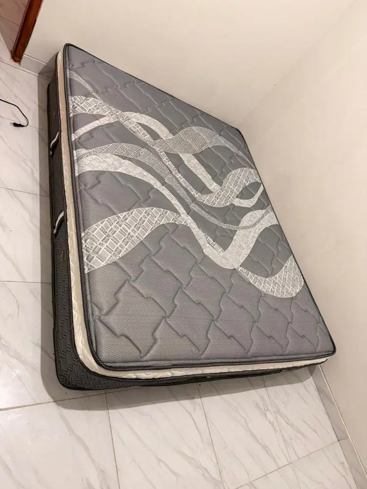 Kasur spring bed
