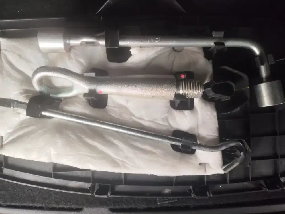 DONGKRAK ORIGINAL NISSAN NEW LIVINA