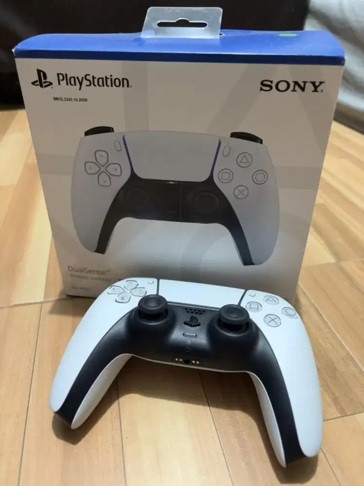 Dual Sense Original baru dua bulan pakai