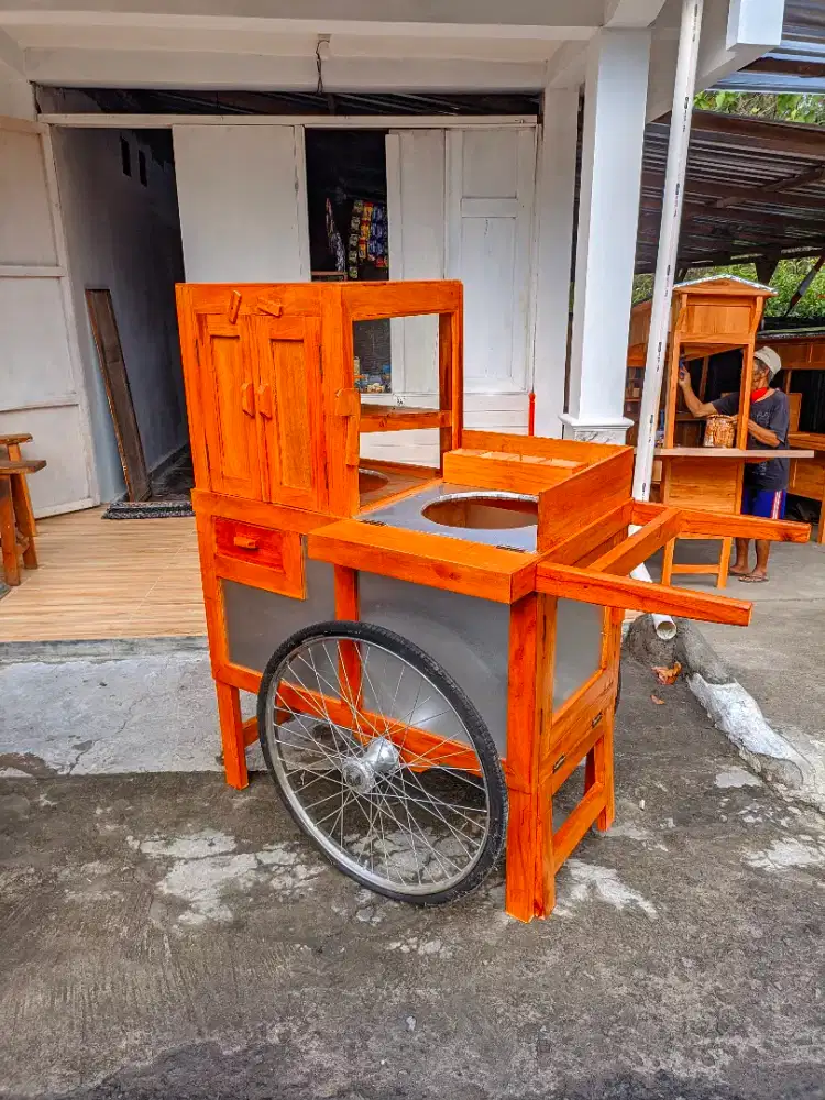 Gerobak Cilok, Bakso, Mie ayam, Batagor, Dimsum, Sate taichan, Booth