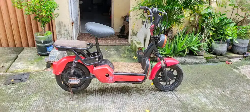 Sepeda listrik VIAR