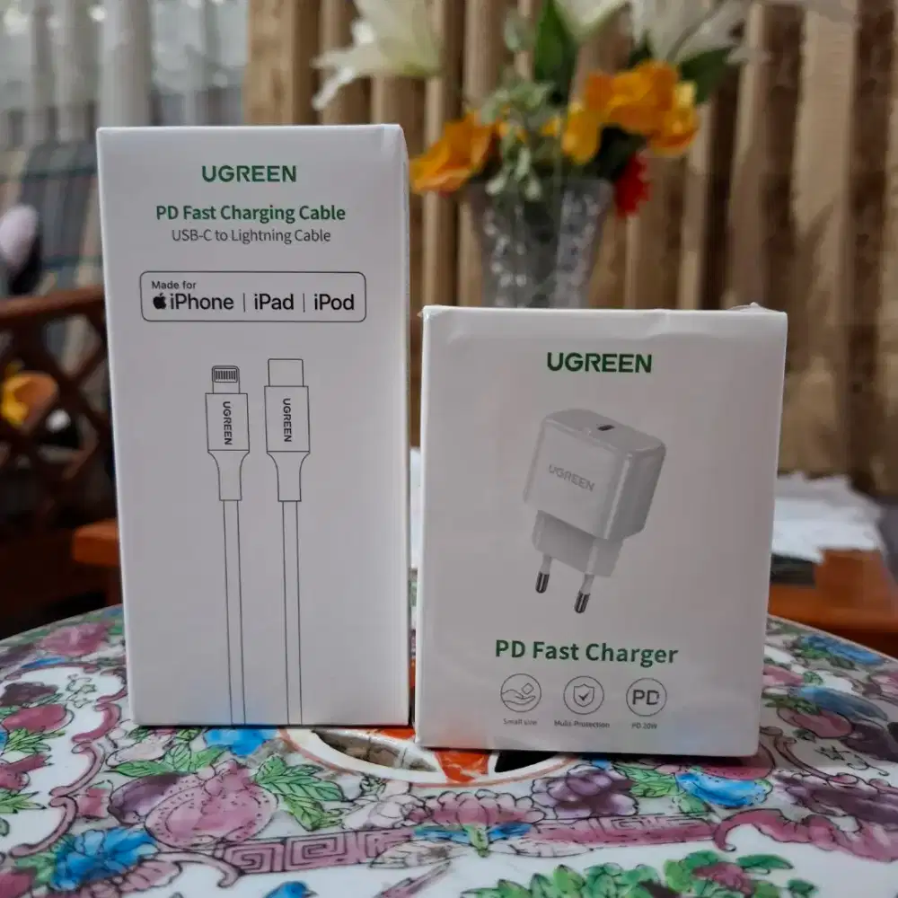 Ugreen PD Fast Charger 20W & PD Fast Charging Cable USB Type C iPhone