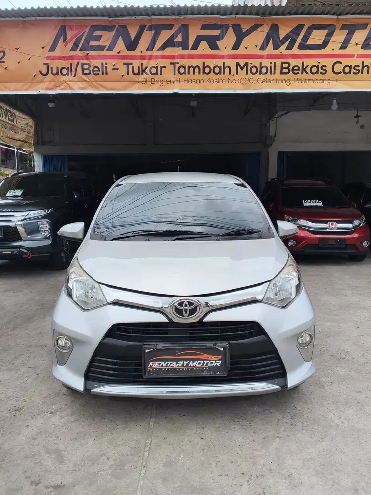 Toyota Calya 1.2 Tipe G Manual Tahun 2017 Silver Metalik Terawat Murah