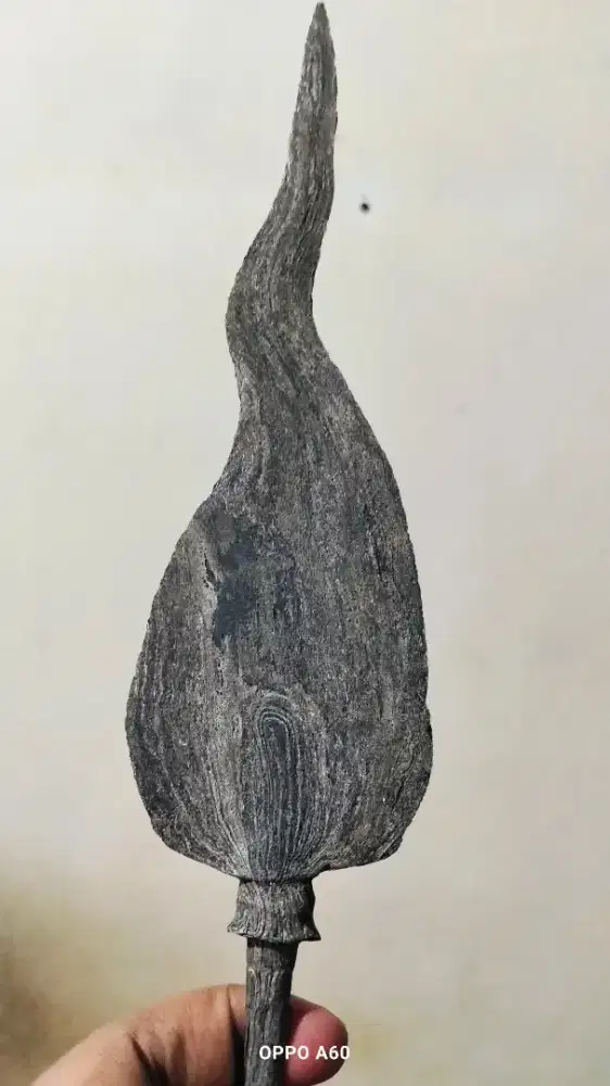 Tombak kuntul nglangak