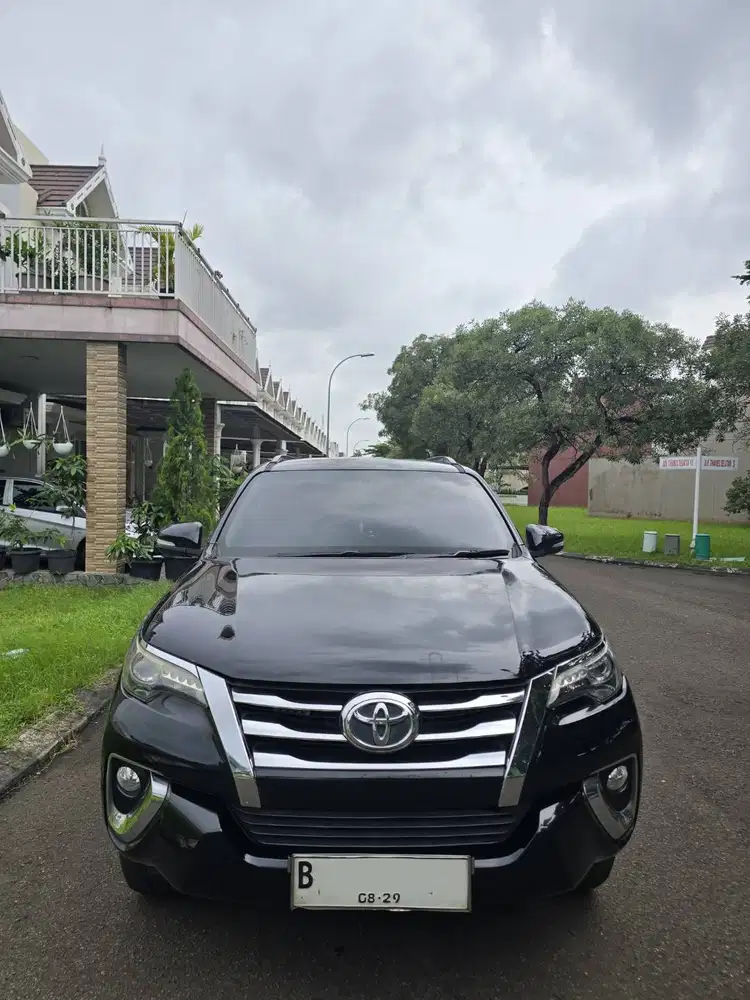 toyota fortuner 2.4 VRZ Solar-AT (2017)