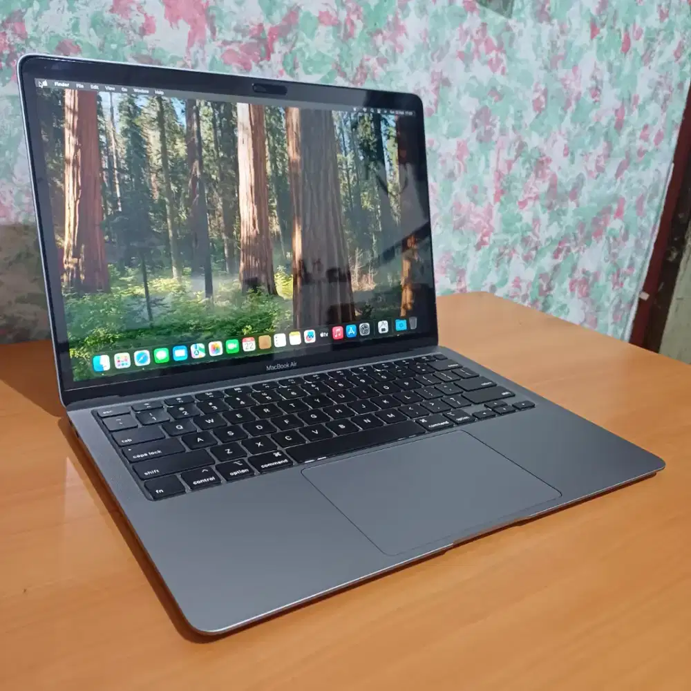 MacBook Air 13-inch 2020 i3 8GB/256GB