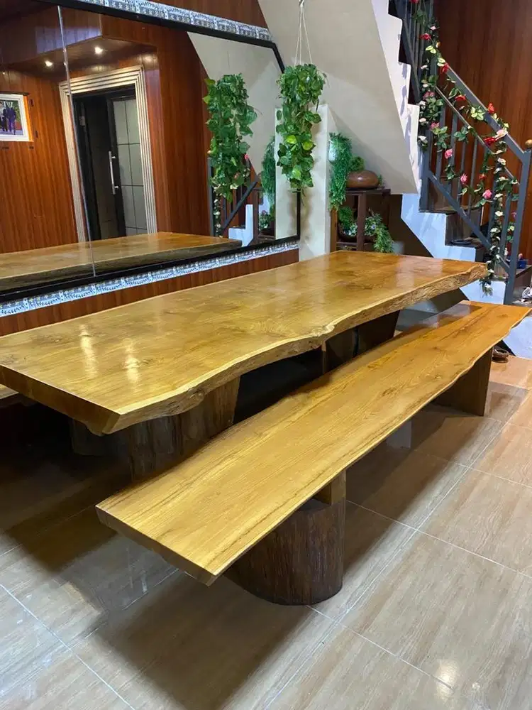Meja Makan Kayu Jati Asli Perhutani (Tebal, Natural Edge, Full Set)