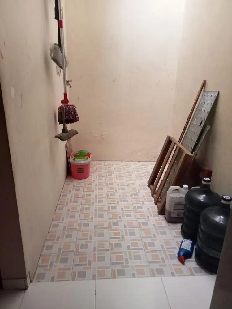 Rumah DKI Jakarta Strategis SHM Dijual Cepat