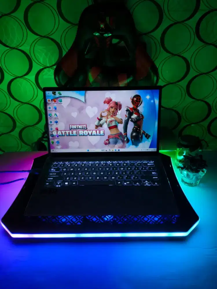 ASUS ZENBOOK  UX431DA Superslim [SSD 512Gb]