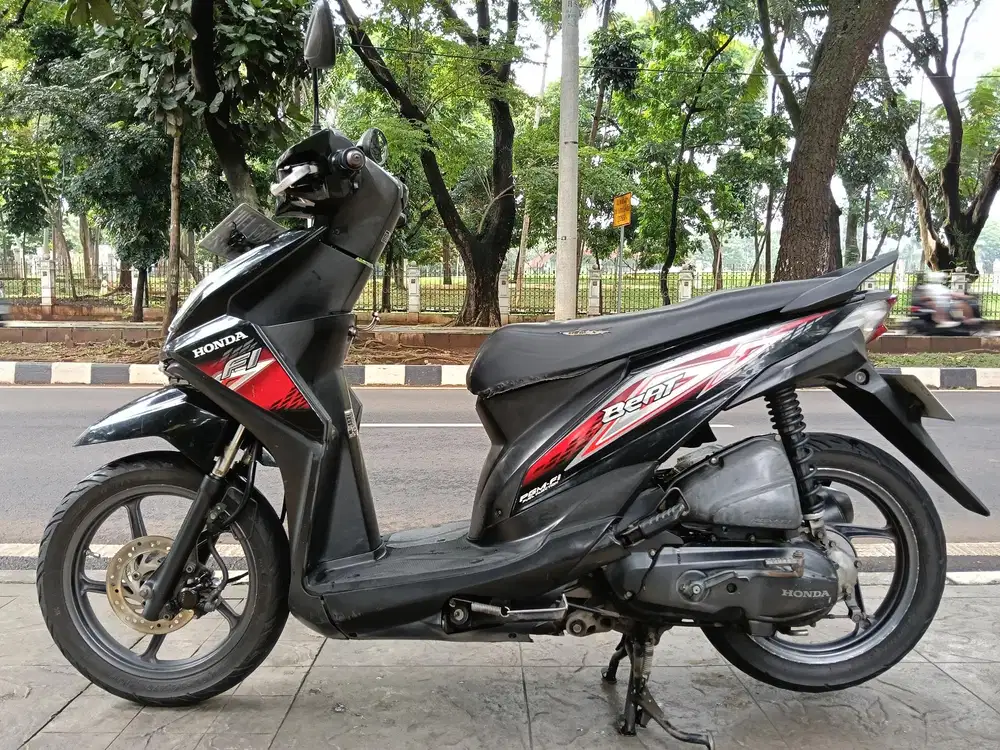 DIJUAL CASH HONDA BEAT CW FI CBS THN 2014 PJK IDUP SIAP PAKAI