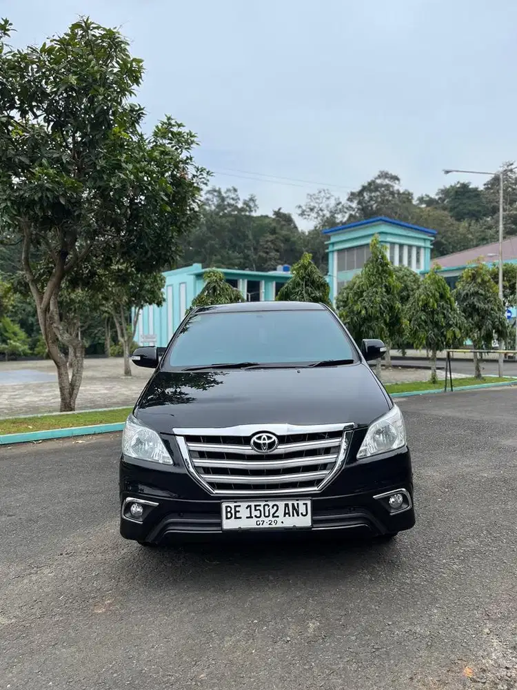 Toyota Kijang Innova 2.0 V Manual 2014