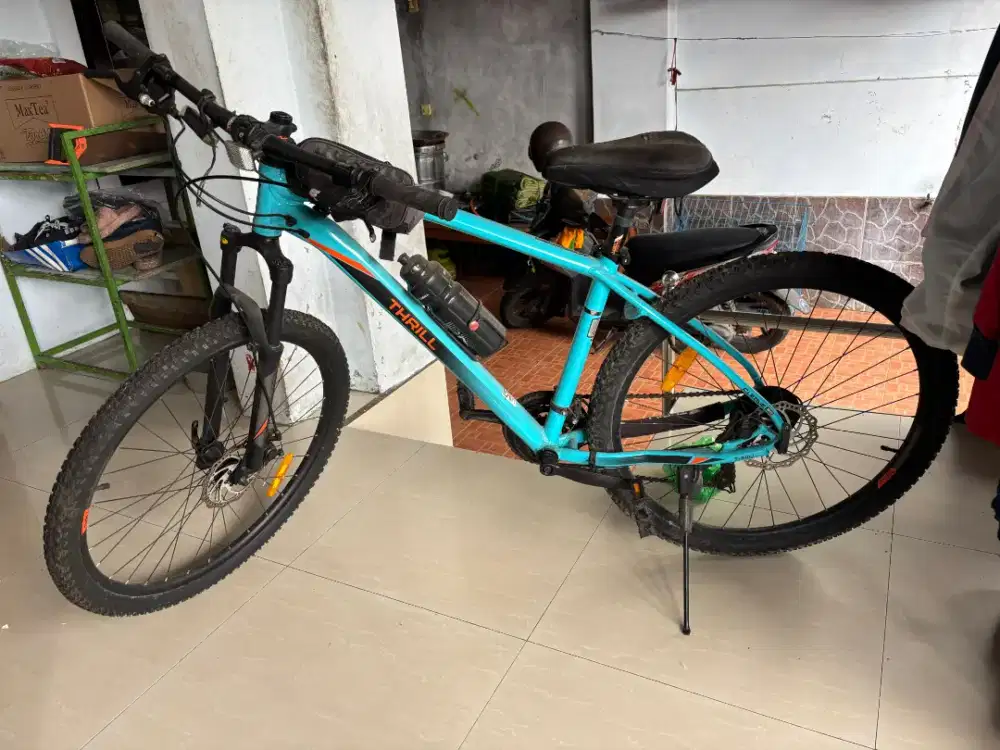 Sepeda thrill cleave