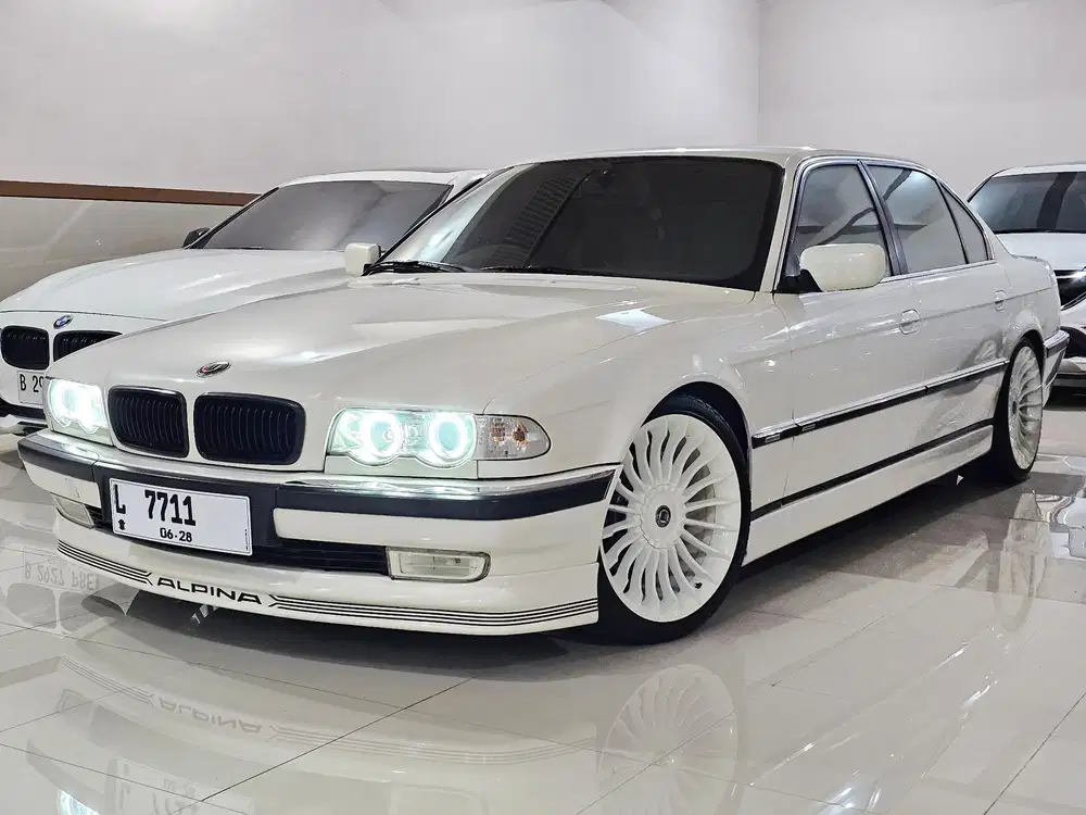BMW E38 735il Automatic 1997 Modifikasi