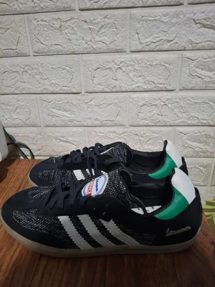 Sepatu Adidas Vespa