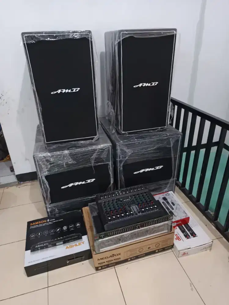 1 PAKET SOUND KARAOKE SIAP BUNYI BISA UNTUK ACARA BARANG BARU