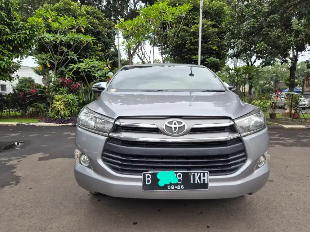 Innova Reborn Diesel G AT 2016 silver