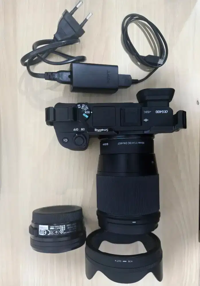 Sony A6400 Fullset - Shutter Count 3rb-an + Sigma 16mm f1.4 (2nd)