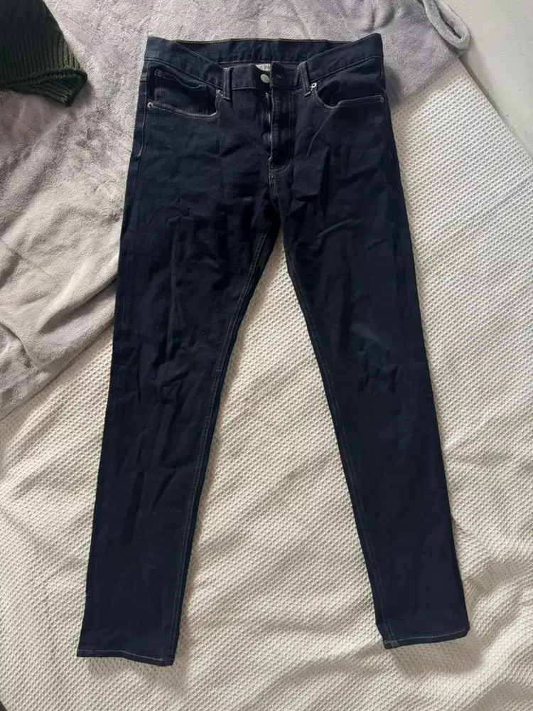 Celana Denim jeans GU uniqlo selvede Navy - 30 skinny