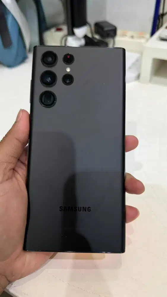 Samsung S22 Ultra 12/256 SEIN