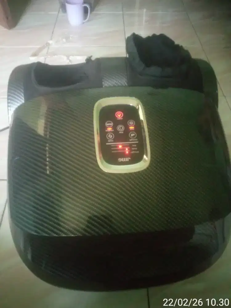 Alat pijat kaki dan tangan