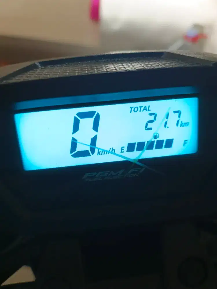 Motor honda beet stret ( 21 perak dari baru )