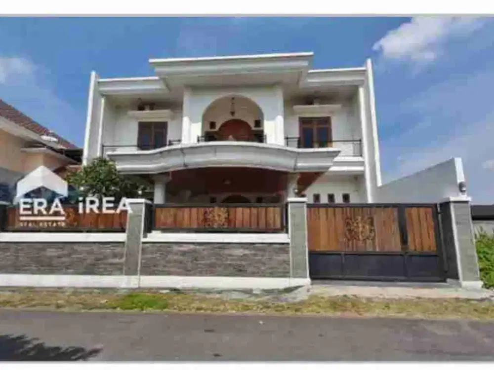 rumah Mewah Dijual  solo di sumber  Banjarsari  Surakarta