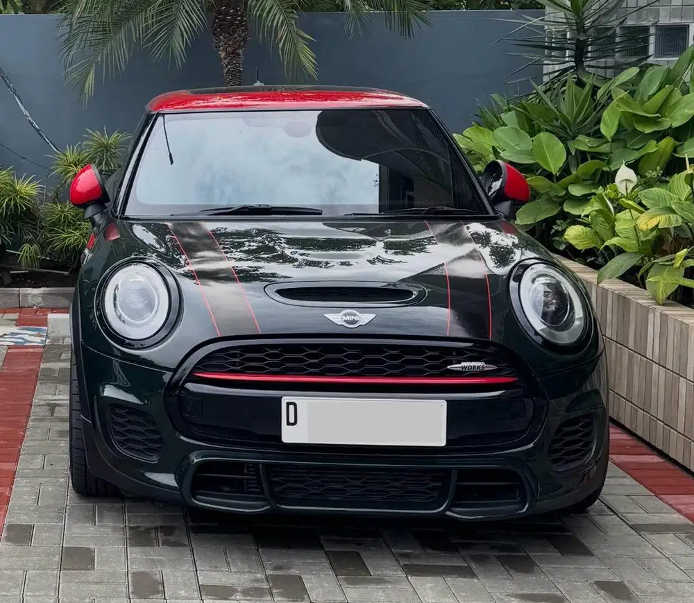 Mini cooper F-series JCW rebel green 2017