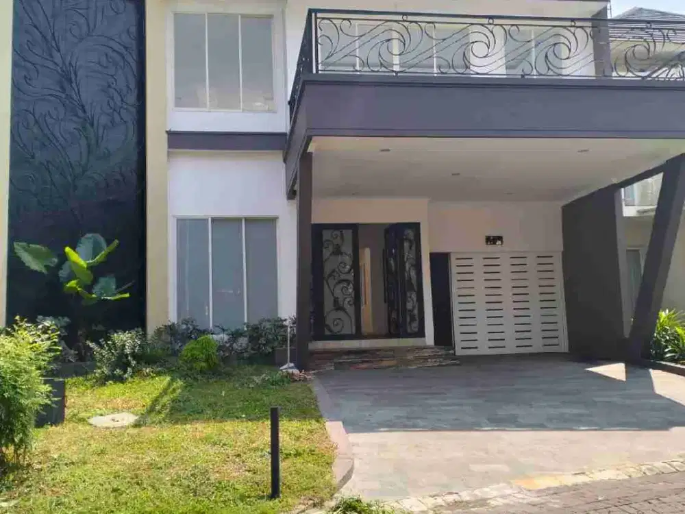 Rumah mewah bangunan sendiri, sudah ditinggikan di Pakuwon City
Surabaya