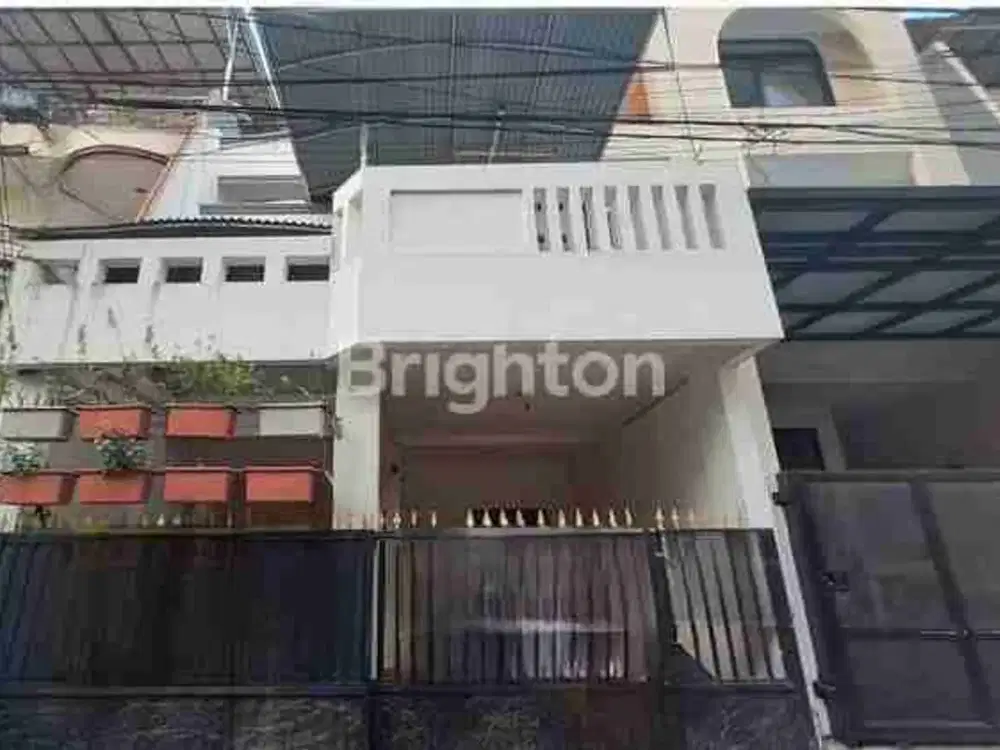 RUMAH SUNTER 2.5 LT JALAN 2 MOBIL SHM JAKARTA UTARA