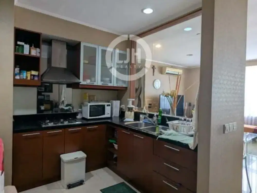HARUS TERJUAL apartemen Paladian Park, Kelapa Gading, Jakarta Utara