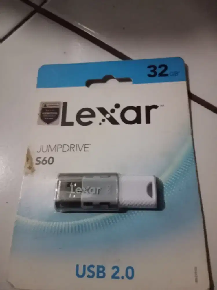 Jual aja lagi Bu flashdisk Uk 32 GB