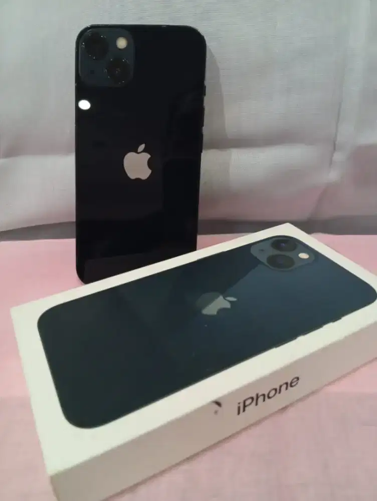 BU jual cepat iPhone 13 256GB hitam, legal, siap COD Jaktim