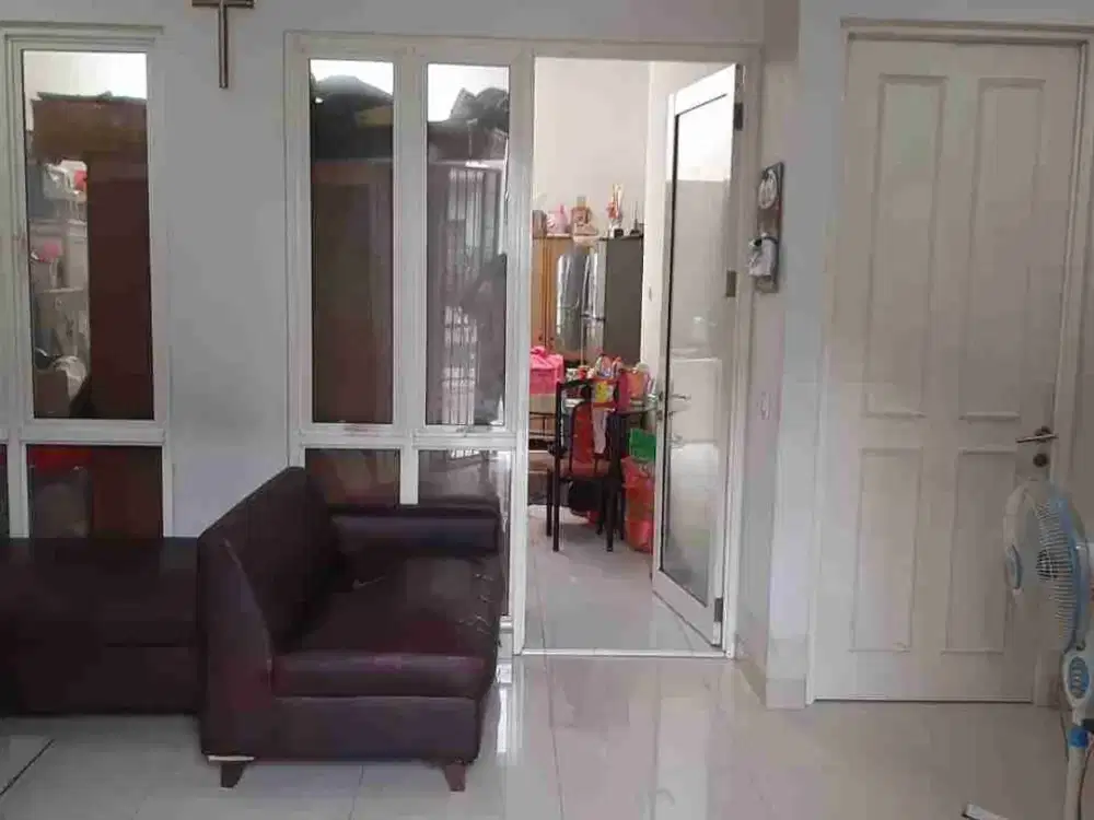 Dijual Rumah Rapi Cluster Pinewood Banjar Wijaya