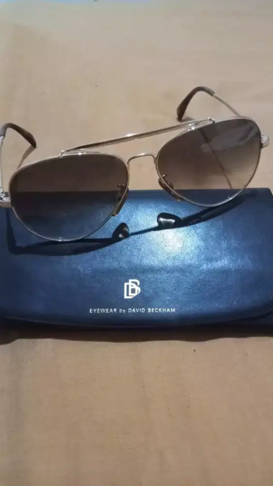 Dijual Sunglasses David Beckham Original for Man.