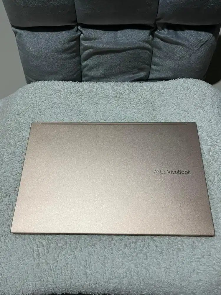 Asus Vivobook 15 OLED