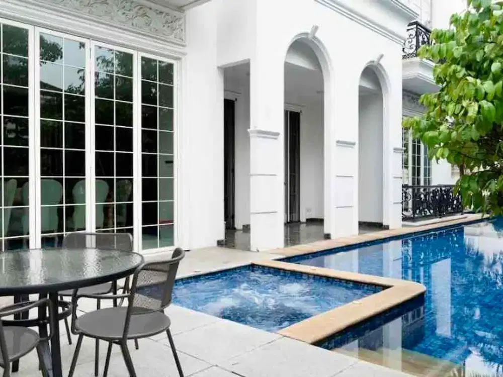 DIJUAL RUMAH MEWAH HOEK ARTHA GADING VILLA, INVESTASI PREMIUM KELAPA GADING