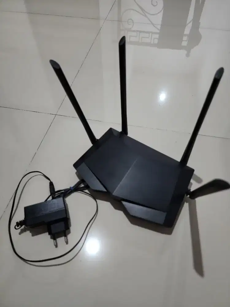 Tenda AC6 AC1200 router Wi-Fi dual-band.