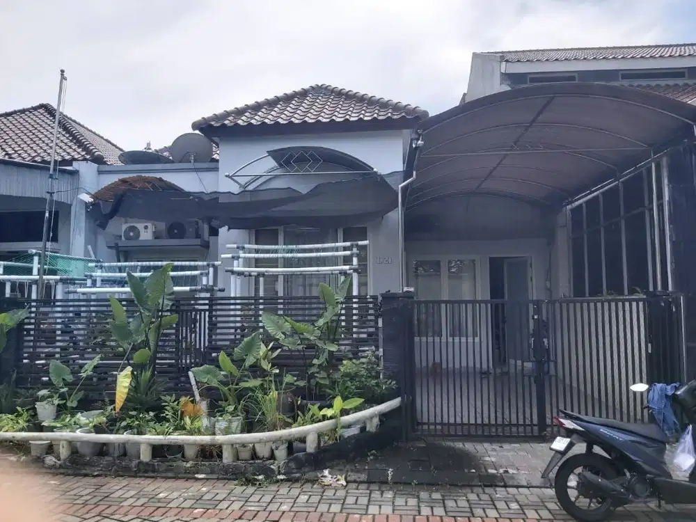 DIJUAL RUMAH FULL BANGUNAN DI GRAHA SANTOSO SIAP HUNI LOKASI BAGUS