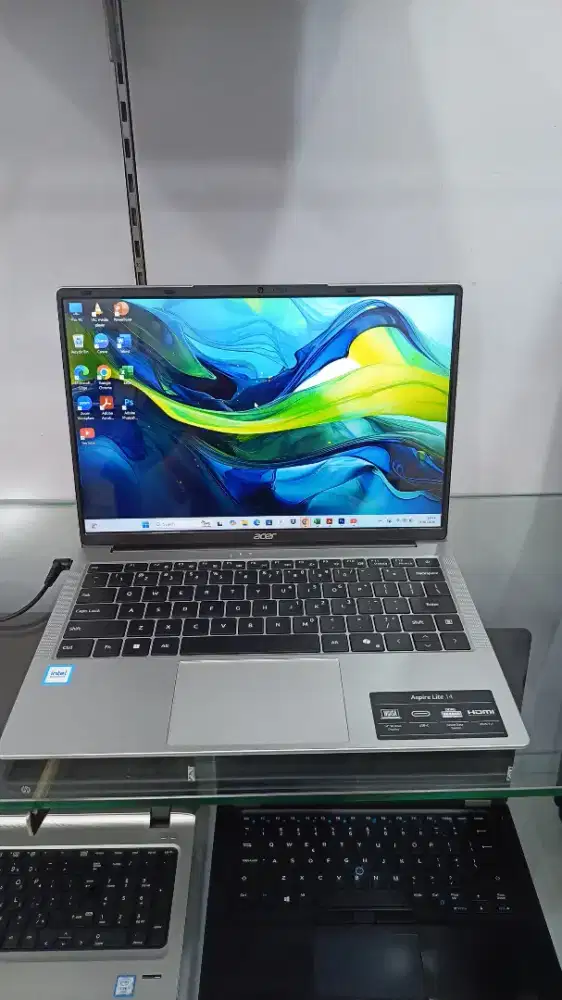 Jual laptop baru garansi resmi cash kredit tanpa DP.
