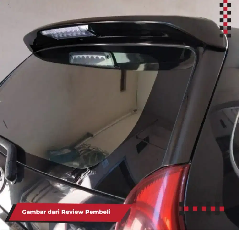 Spoiler with Lamp / Topi Belakang Mobil
