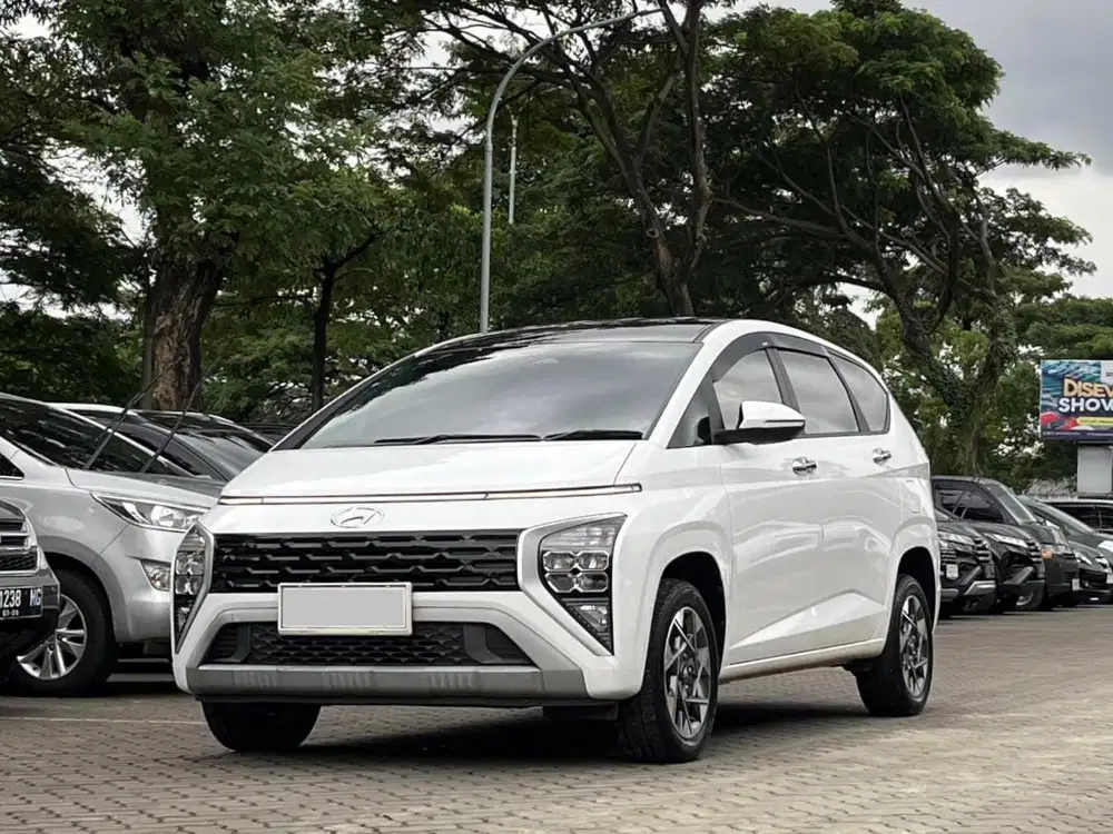 HYUNDAI STARGAZER 1.5 PRIME IVT AT MATIC 2023 PUTIJ CAPTAIN SEAT