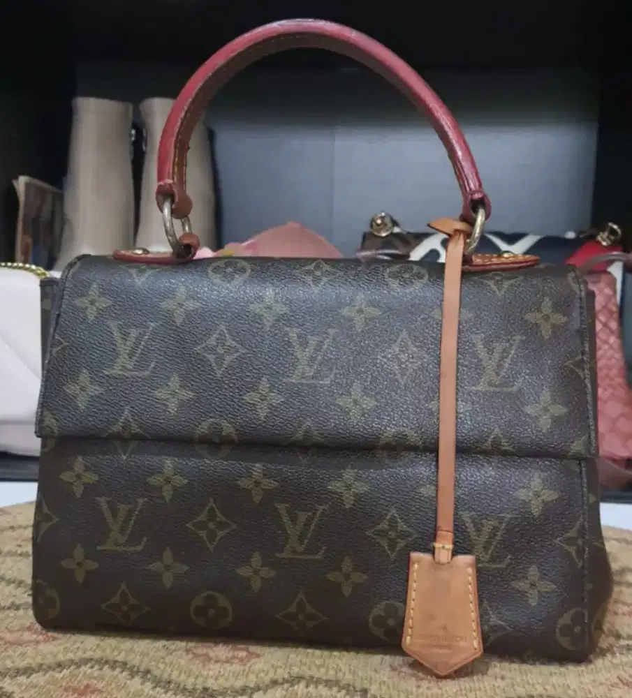 Louis Vuitton Cluny BB