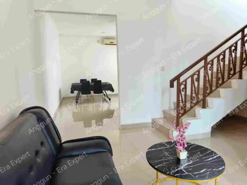 Dijual/Disewakan rumah 2 lantai Furnished di Cluster Laseine JGC Cakung Jakarta Timur