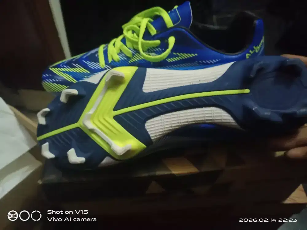 Jual sepatu running sama bola dan kulit