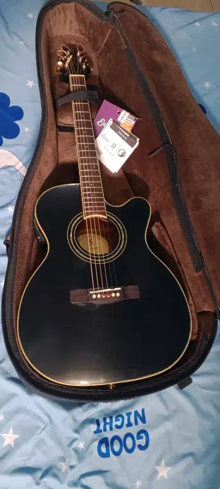 Gitar akustik samick om-5BCE