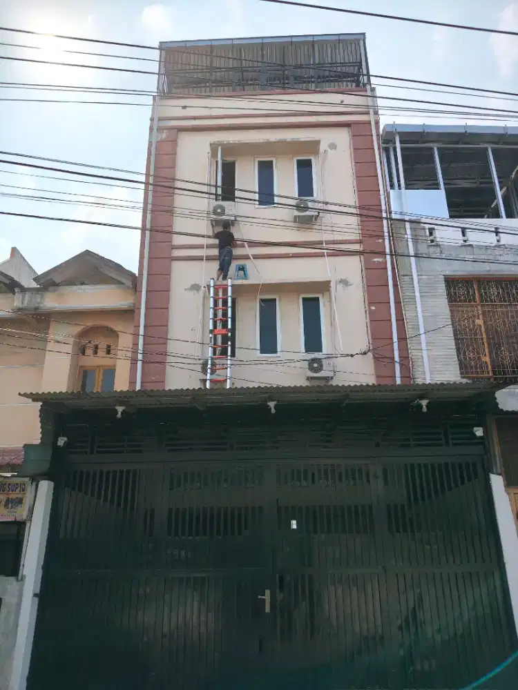 CUCI AC DAN SERVICE  BERGARANSI