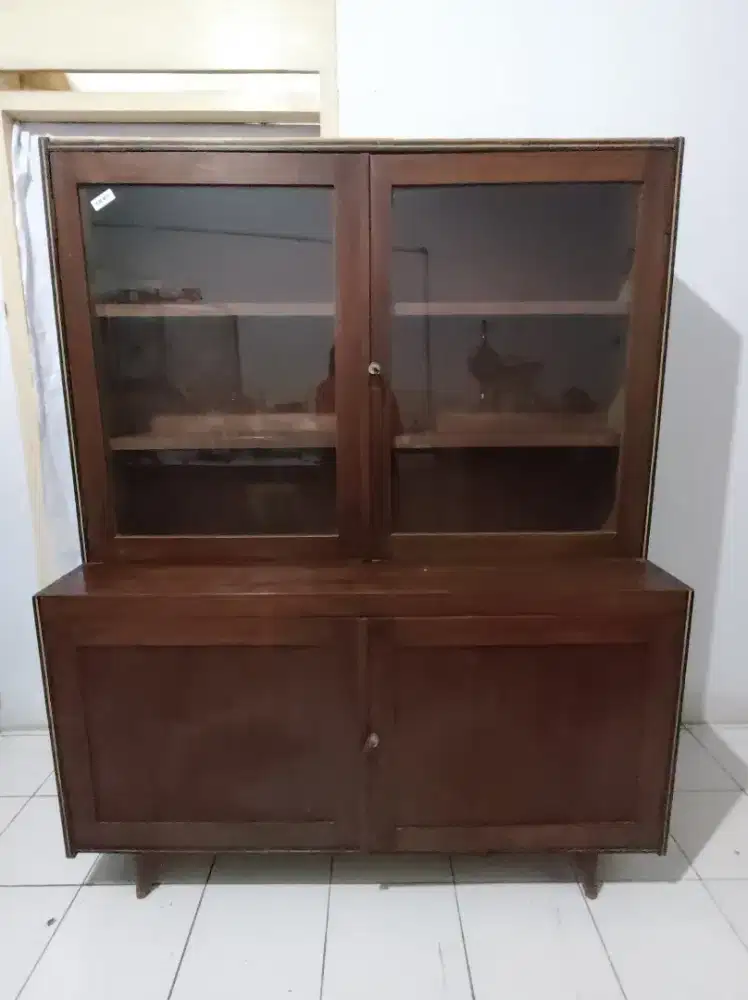 Lemari buffet/pajangan jati tua model jengki asli era 60-an