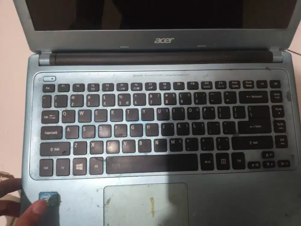 Acer Aspire V5 Slim - Mesin Lancar - Jual Murah BU