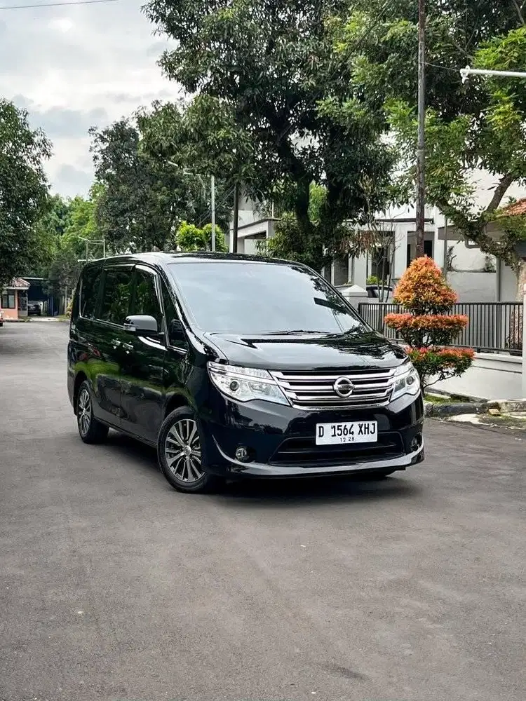 Dp 15 jt Nissan serena c26 2016