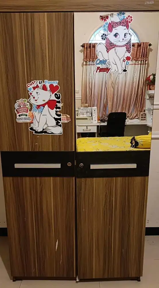 Lemari 2 pintu bagus